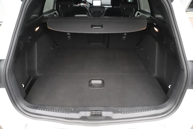 Ford FOCUS Wagon 1.5 EcoBlue ST Line X Business 120PK Trekhaak Virtual Cockpit Navigatie Achteruitrijcamera Carplay Android 18 inch LMV Keyless Climate Cruise Control