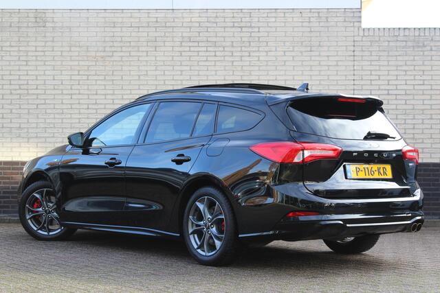 Ford FOCUS Wagon 1.0 EcoBoost 155PK Hybrid ST Line X | Panoramadak | Trekhaak | AGR | Elektrische achterklep | B&O Actieweken 1 t/m 15 november!