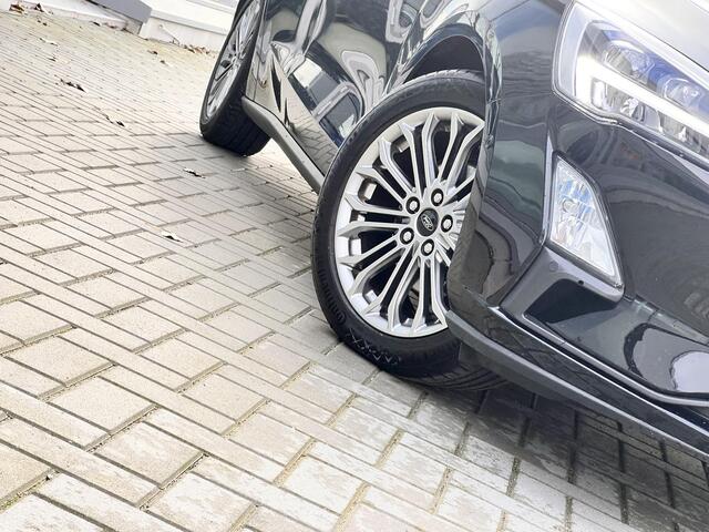 Ford FOCUS 1.0 EcoBoost Titanium Business | Winterpack | LED koplampen | Adaptive Cruise Control | 17" lichtmetalen velgen