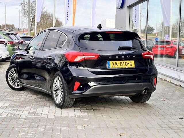 Ford FOCUS 1.0 EcoBoost Titanium Business | Winterpack | LED koplampen | Adaptive Cruise Control | 17" lichtmetalen velgen