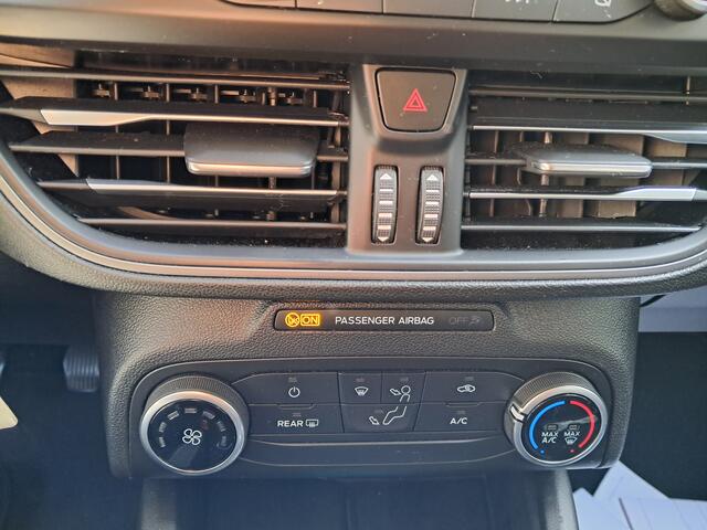 Ford FOCUS Wagon 1.0 EcoBoost Hybrid!! Connected Scherpste prijs van Nederland!! | Clima | Cruise control | Navigatie | Led Koplampen | 1e Eigenaar | BTW auto | RIJKLAARPRIJS INCL 12 MAANDEN GARANTIE EN BEURT