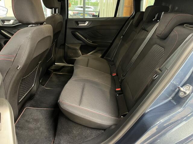 Ford FOCUS Wagon ST-Line EcoBoost Hybrid 155 pk | Winter Pack | Adapt. Cruise | B&O | Camera | All Seasons | Keyless | Fabr. Gar. 01-2029 |