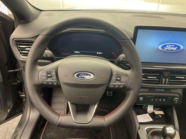 Ford FOCUS Wagon 1.0 EcoBoost Hybrid ST Line X 125pk | Driver Assistance Pack | Winterpack | Panoramadak | 18 inch Licht metaal | Matrix LED | Elek. Achterklep |