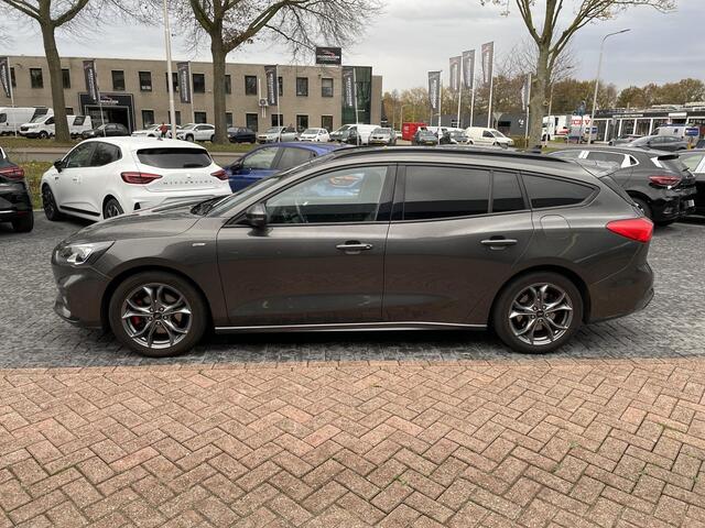 Ford FOCUS Wagon 1.5 EcoBoost ST Line X Business | Panoramadak | Carplay | Navigatie |