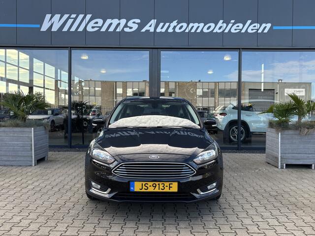 Ford FOCUS 1.0 Titanium Clima, Navigatie & Cruise Control