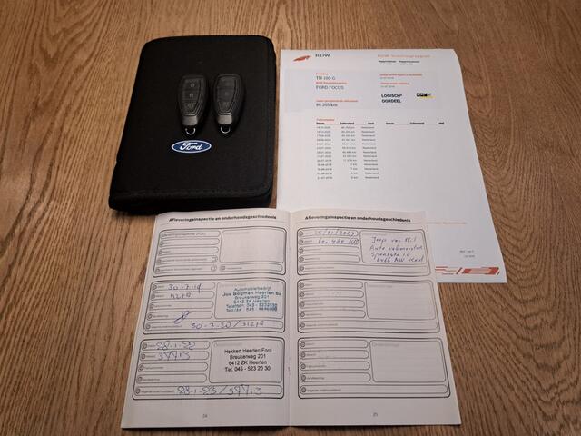 Ford FOCUS 1.0 ST-Line + NAVI + PARKEER CAMERA ACHTER !!