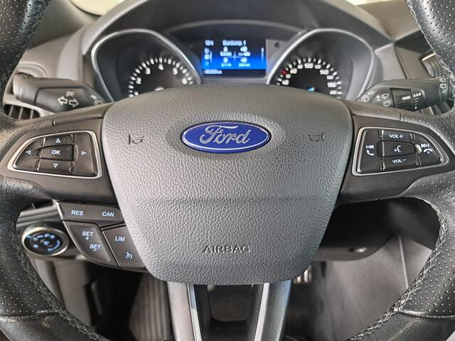 Ford FOCUS 1.0 ST-Line + NAVI + PARKEER CAMERA ACHTER !!