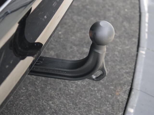 Ford FOCUS 1.0 EcoBoost Hybrid Titanium X | Automaat | Trekhaak | Stoelverwarming | Adaptive cruise | Camera | Carplay | Stuurverwarming | Navigatie | Full LED | Keyless