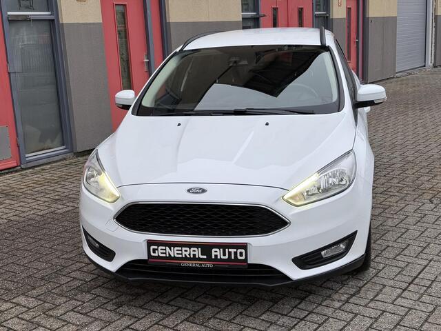 Ford FOCUS Wagon 1.0 Titanium, AUTOMAAT, nieuwe Distributieriem