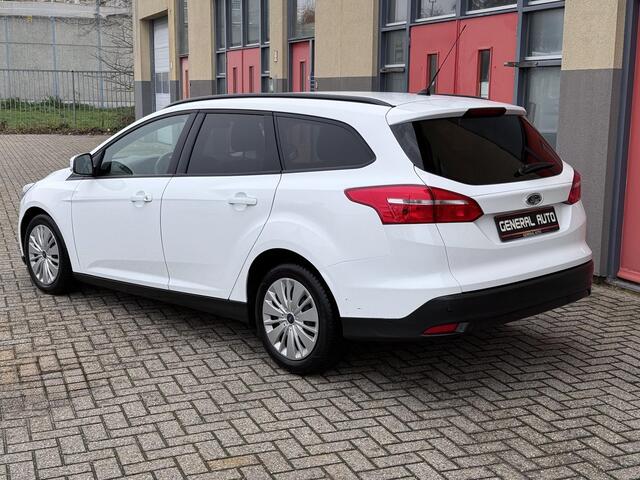 Ford FOCUS Wagon 1.0 Titanium, AUTOMAAT, nieuwe Distributieriem