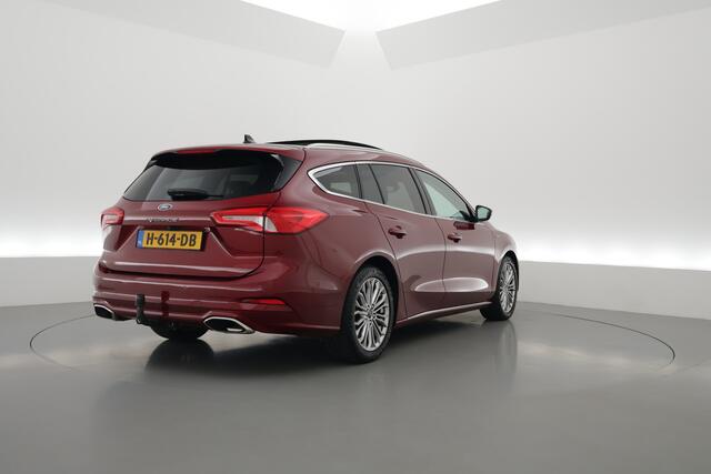 Ford FOCUS Wagon 1.5 EcoBoost Vignale | Pano | Adapt. Cruise | Trekhaak | CarPlay | HUD | Navi | Stoel-Stuurverw.