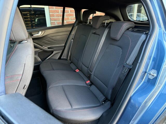 Ford FOCUS 1.5 EcoB. ST L. XBns 150 PK Automaat AFN.TREKHAAK / STOEL&STUUR