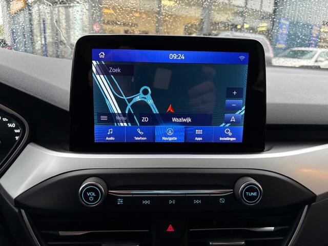 Ford FOCUS 1.0 EBH TR ED. BNS 125 PK NAVI AIRCO PDC LMV