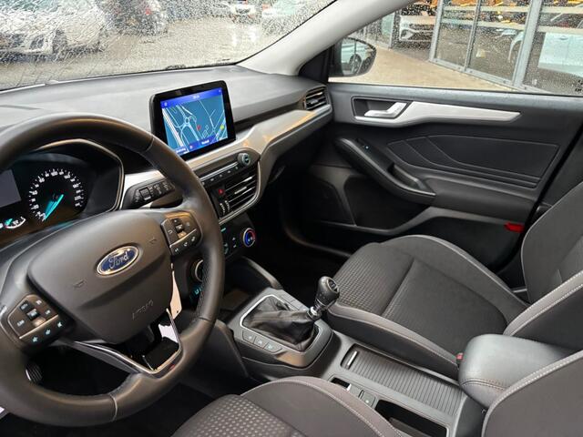 Ford FOCUS 1.0 EBH TR ED. BNS 125 PK NAVI AIRCO PDC LMV