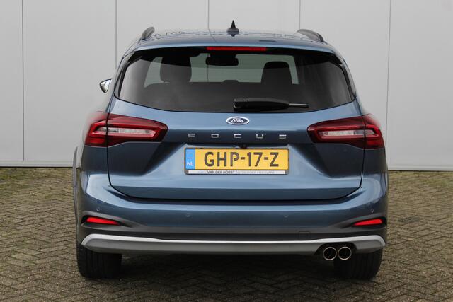 Ford FOCUS Wagon 1.0-155pk EcoBoost Mild-Hybrid Active AUTOMAAT ! Trekgewicht 1.500kg ! Slechts 6.600km ! Ruim ¤. 9.000,- beneden de nieuwprijs ! Volautm. airco dual, navigatie, telefoonvoorb., adaptive cruise control, LED verlichting, metallic lak, camera, front-, 