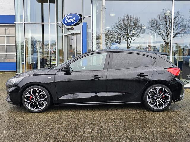 Ford FOCUS 1.0 EcoBoost ST Line Business LED | Panoramadak | Winterpack | Adaptieve cruise | Head up display | Trekhaak | 18'' velgen | Zéér netjes!