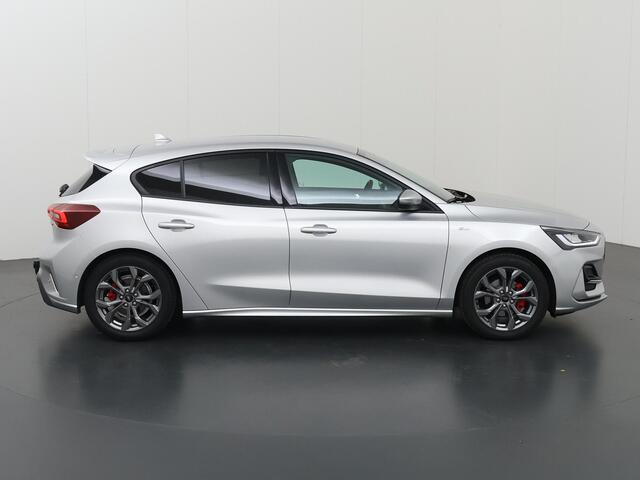 Ford FOCUS 1.0 EcoBoost Hybrid ST Line Style | Trekhaak | Winterpakket | Parkeercamera | Navigatie | Climate Control |