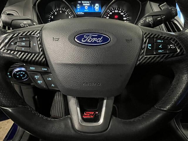 Ford FOCUS 1.0 ST-Line