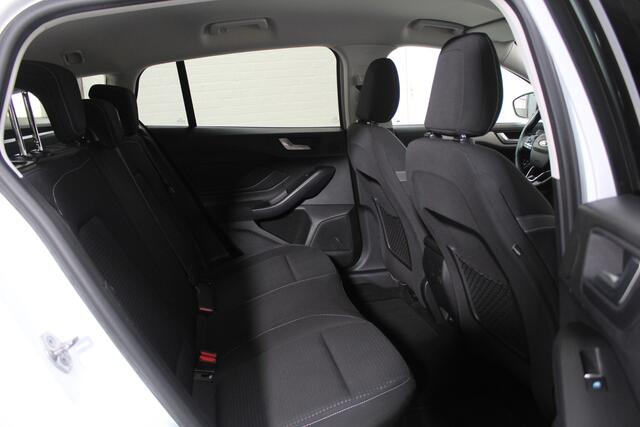 Ford FOCUS Wagon 1.0 EcoBoost Edition Business | B&O | Trekhaak | Keyless | Winter pakket