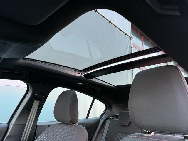 Ford FOCUS BWJ 2020 1.0 EcoBoost Hybrid 124 PK ST Line Business PANODAK | FULL LED | STOEL+STUURVERW. | VOORRUITVERW. | CAMERA | KEYLESS | CARPLAY + ANDROID | NAVI | CLIMA | CRUISE | LMV | PDC