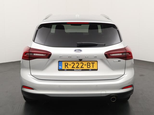 Ford FOCUS Wagon EcoBoost Hybrid 125 pk Titanium | Winter Pack | Camera | Navi | Clima | Cruise | Keyless entry | 100% dealer onderh. |