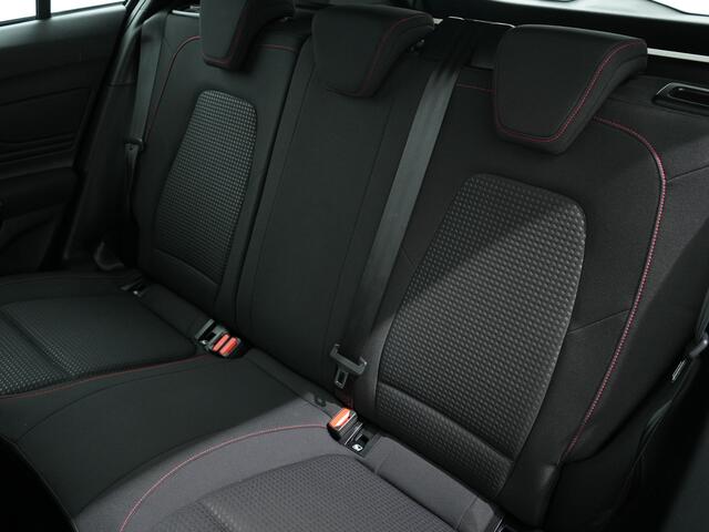 Ford FOCUS 1.0 ECOBOOST 125PK ST LINE | Dealeronderhouden | Cruise | Navi