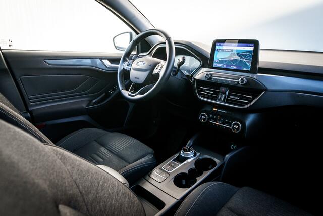 Ford FOCUS Wagon 1.0 126 pk Titanium X Business | Automaat | Clima, | Cruis | Camera | | Hoge zit | Pdc |16 Inch Lmv | Sport stoelen | Keyless | Led |