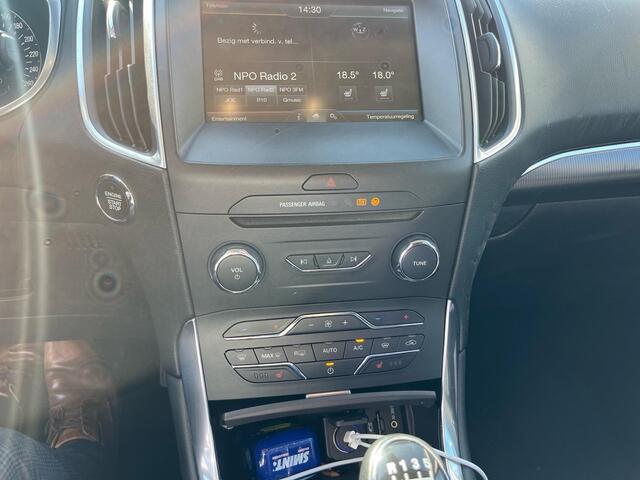 Ford GALAXY 1.5 Ecoboost Titanium 160pk Trekhaak | 7 persoons | Full LED | Elektrische Achterklep | Stoelverwarming | Voorruitverwarming