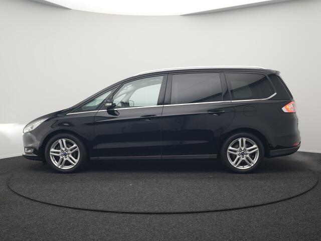 Ford GALAXY 2.0 Titanium 7 Persoons 240pk Automaat | Panodak | Trekhaak af Fabriek | Adaptive Cruise | Alcantara Sportstoelen Memory | Sony Soundsystem | Navi Full Map | Keyless |