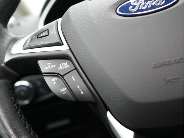 Ford GALAXY 2.0 Titanium 7 Persoons 240pk Automaat | Panodak | Trekhaak af Fabriek | Adaptive Cruise | Alcantara Sportstoelen Memory | Sony Soundsystem | Navi Full Map | Keyless |