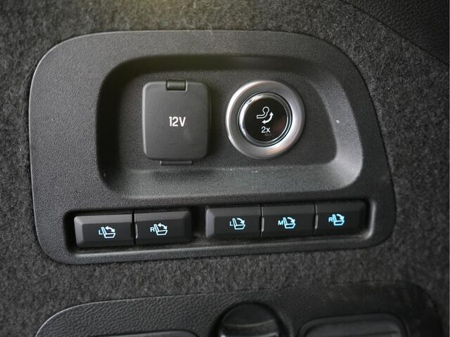 Ford GALAXY 2.0 Titanium 7 Persoons 240pk Automaat | Panodak | Trekhaak af Fabriek | Adaptive Cruise | Alcantara Sportstoelen Memory | Sony Soundsystem | Navi Full Map | Keyless |