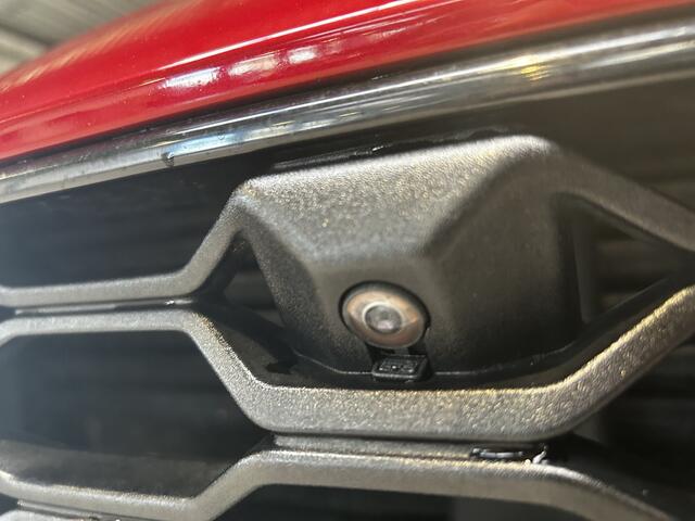 Ford KUGA 2.5 PHEV 225PK ST-Line X | Adapt. Cruise | 100% Dealer onderhouden | Winterpack | 2 Camera's | Pano |