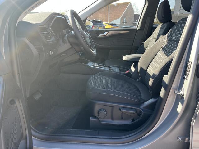 Ford KUGA 2.5 PHEV Titanium | PHEV | 243 PK | Elek. Wegklapbare Trekhaak | Navigatie | Cruise Control | Ford Voorraad