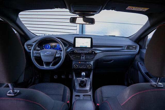 Ford KUGA 1.5 EcoBoost ST line Camera's Airco Stoelverw. Stuurwielbed. Navi
