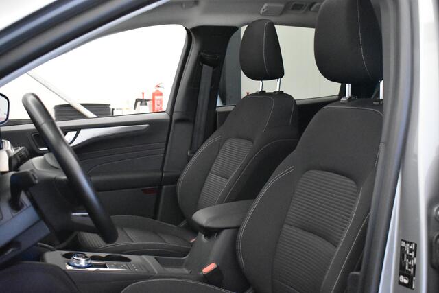 Ford KUGA 2.5 PHEV Titanium El Trekh Panodak Camera Navi