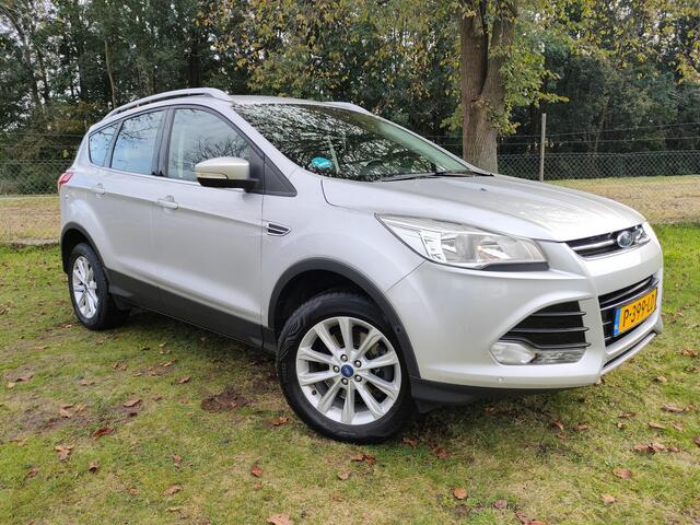 Ford KUGA 1.5 Titanium Styling Pack 4WD AUTOMAAT | CLIMA | CRUISE | TREKHAAK | HALF LEER |