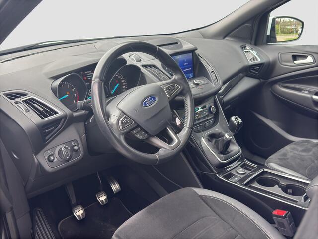 Ford KUGA 1.5 EcoBoost ST Line | Panodak | Keyless | Winter pack