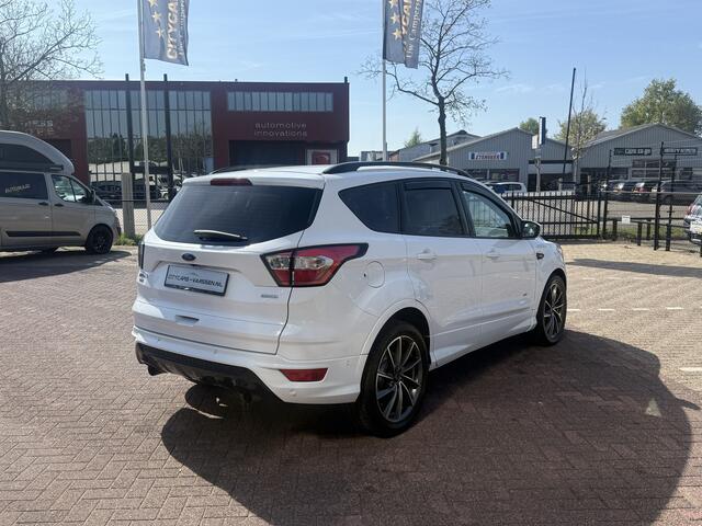 Ford KUGA 2.0 4x4 automaat ST Line 243 pk apple carplay camera climate ctr cruise ctr lmv 19 inch elktr trekhaak half leder/alcantara keyless entry dealer onderhouden