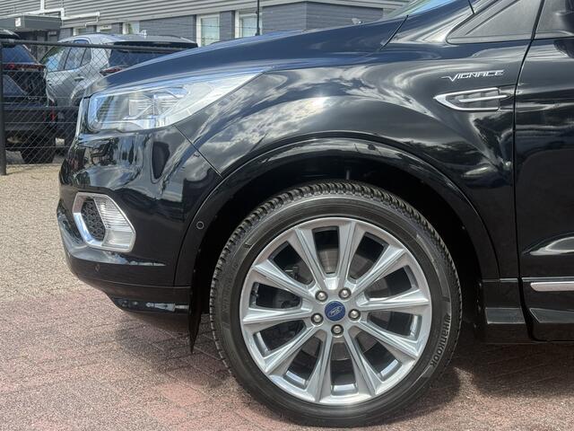 Ford KUGA 1.5 EcoBoost Vignale awd automaat 176 pk full options panoramadak navi camera climate ctr cruise ctr xenon led afn trekhaak lmv 19 inch 1e eigenaar dealer onderhouden