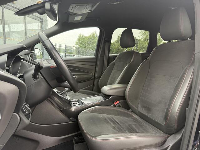 Ford KUGA 1.5 EcoBoost ST Line Navi,Camera,Trekhaak,Clima,Halfleder,Pdc V+A,120pk,Lm velgen,6 Bak,Apk tot 06-2026