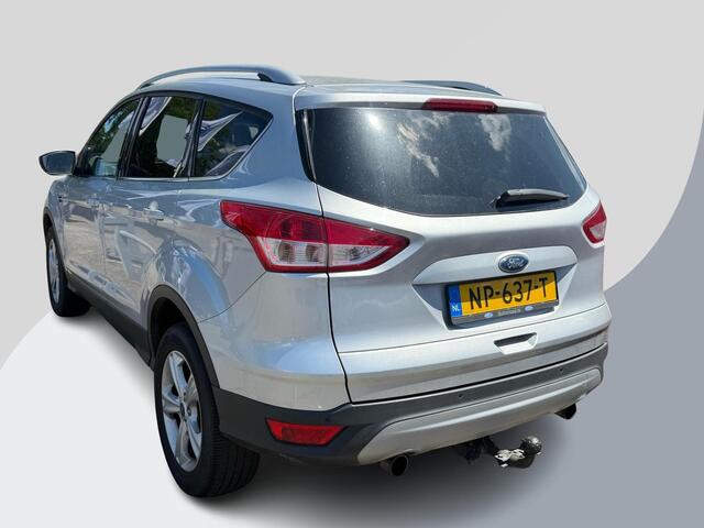 Ford KUGA 1.5 Ecoboost Titanium 120pk Trekhaak | SYNC 2 | Stoelverwarming | Parkeersensoren voor + achter | Climate control | 1.800kg Trekgewicht