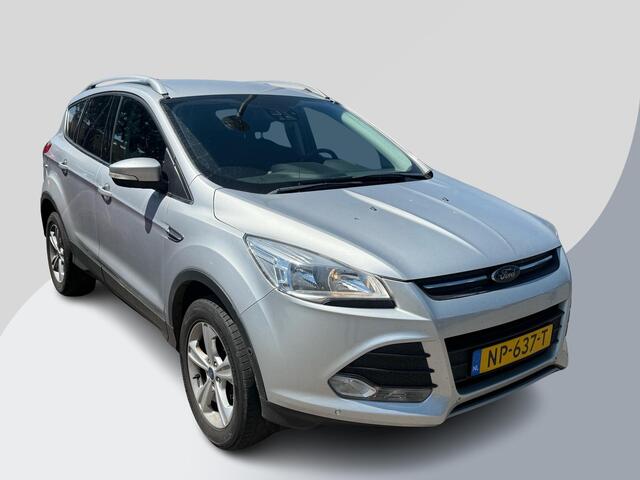 Ford KUGA 1.5 Ecoboost Titanium 120pk Trekhaak | SYNC 2 | Stoelverwarming | Parkeersensoren voor + achter | Climate control | 1.800kg Trekgewicht