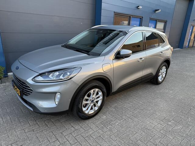 Ford KUGA Titanium-X