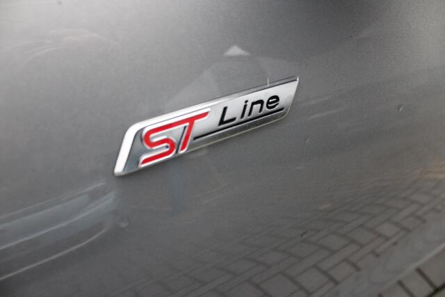 Ford KUGA 2.5 PHEV ST-Line X 243pk | Ford Voorraad | Driver Assistance pack | Wegklapbare Trekhaak | Winterpack | Panorama dak | 19 inch velgen | Technology Pack | Solar Silver |