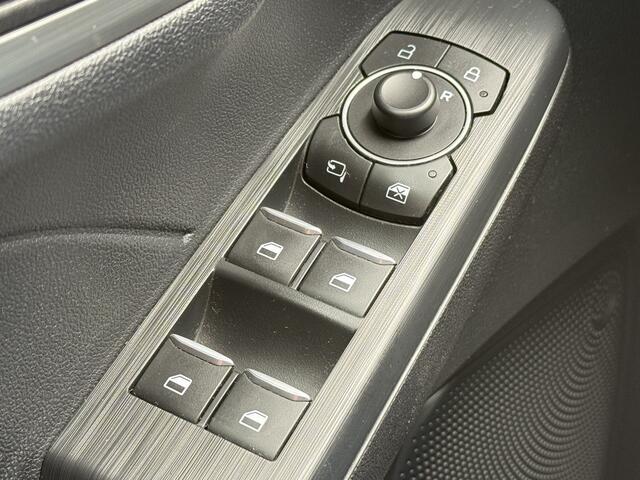 Ford KUGA BWJ 2023 2.5 PHEV Titanium PLUGIN / CAMERA / PANORAMA / CLIMA / CRUISE / NAVI / PRIV. GLAS / MULTIFUNCT. STUUR / LMV