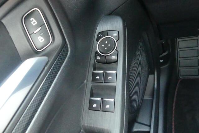 Ford KUGA 2.5 PHEV ST-Line X B&O, CRUISE, WINTER PACK, CLIMA, NAVI, ELEKTRISCHE STOEL/ACHTERKLEP, 5.875KM