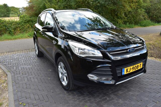Ford KUGA 1.5 Titanium '16 SLÉCHTS 80DKM NIEUWSTAAT!