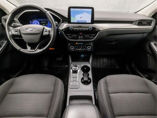 Ford KUGA 2.5 PHEV Titanium 225Pk Automaat (PANORAMADAK, VIRTUAL COCKPIT, APPLE CARPLAY, STUUR/STOELVERWARMING, SPORTSTOELEN, CAMERA, GETINT GLAS, CRUISE, LANE ASSIST, NIEUWSTAAT)