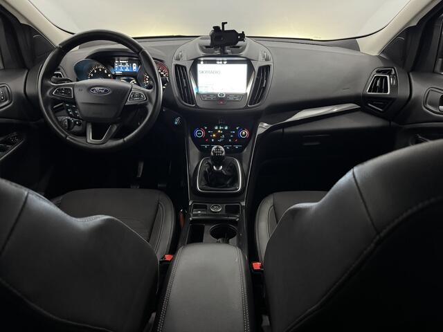 Ford KUGA 1.5 EcoBoost ST Line Half leder, Navi, Parkeersensoren, Stoelverwarming, Cruise control, A start stop