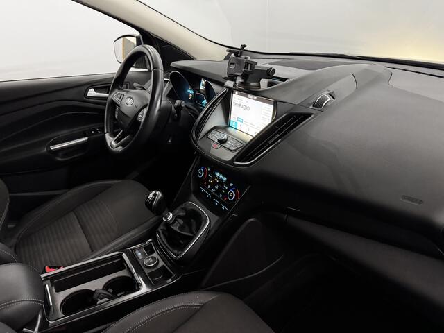 Ford KUGA 1.5 EcoBoost ST Line Half leder, Navi, Parkeersensoren, Stoelverwarming, Cruise control, A start stop